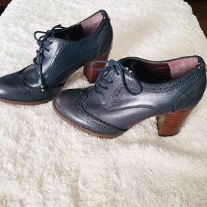 Tommy Hilfiger Oxford heels